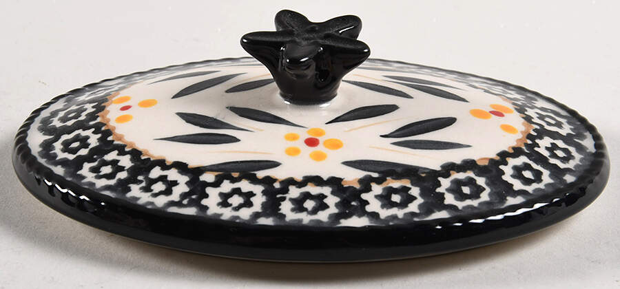 Old World Black Lid for 9 Oz Individual Oval Casserole by Temp-Tations-1