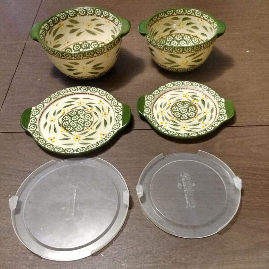 Old World Green 6" 1 Qt Round Bowl w/Plastic Lid & Lid-It by Temp-Tations-1