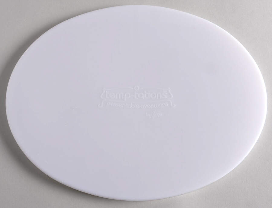 Old World Green Tabless Plastic Storage Cover for 11" Oval Baker by Temp-Tations-1