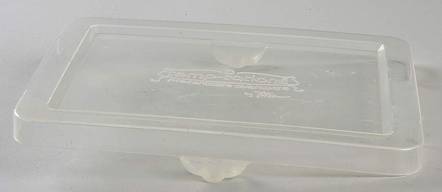 Old World Green Plastic Lid for 8" Rectangular Handled Baker by Temp-Tations-1