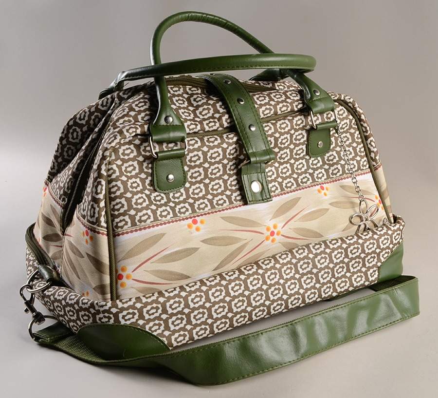 Old World Green Thermal Casserole Tote by Temp-Tations-1