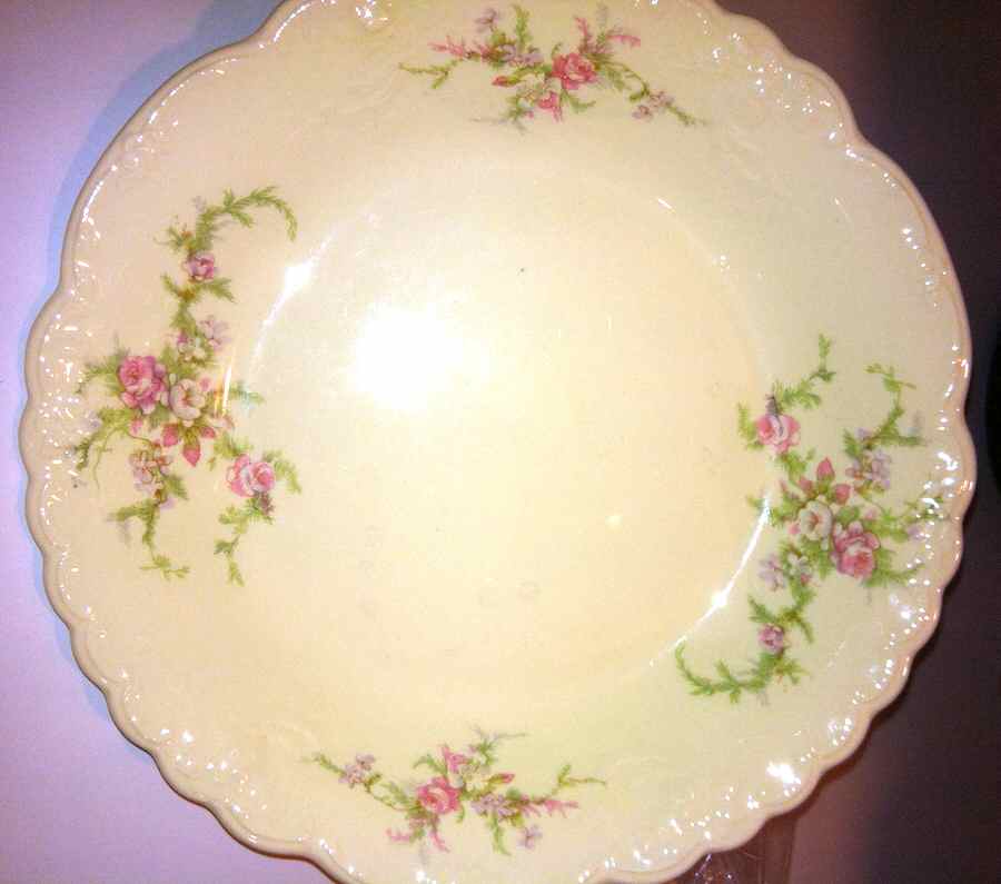 TST985 Dinner Plate by Taylor, Smith & Taylor (Ts&T)-1