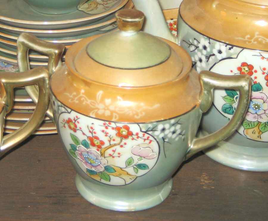 TKI61 Sugar Bowl & Lid by Takito-1