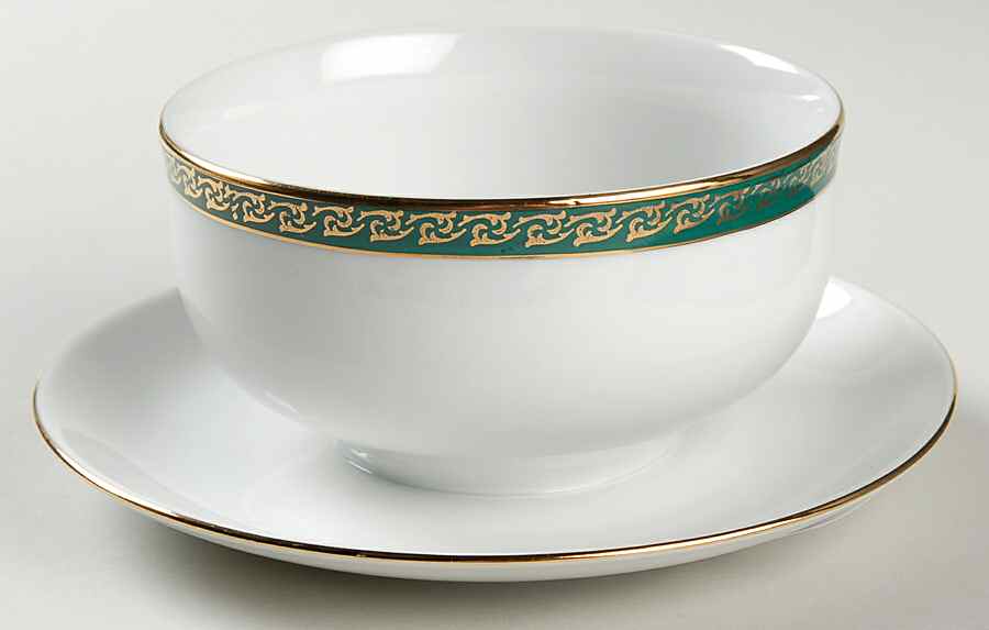 THU420 Gravy Boat with Attached Underplate by Thun-1