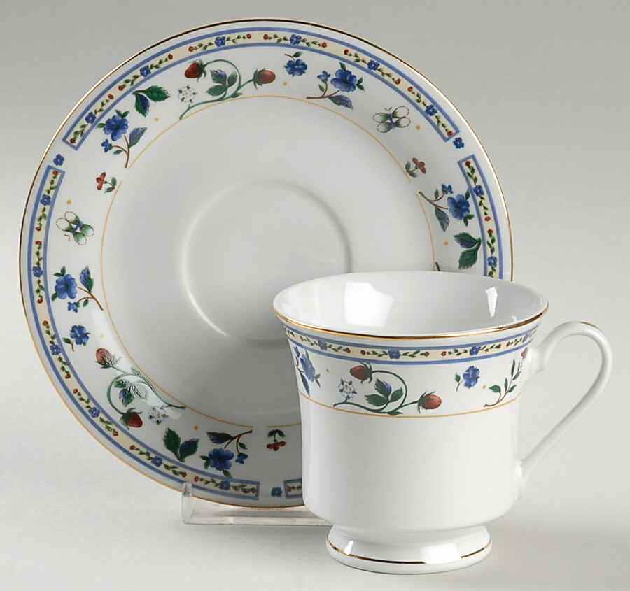 TLT6 Footed Cup & Saucer Set by Truly Tasteful-1