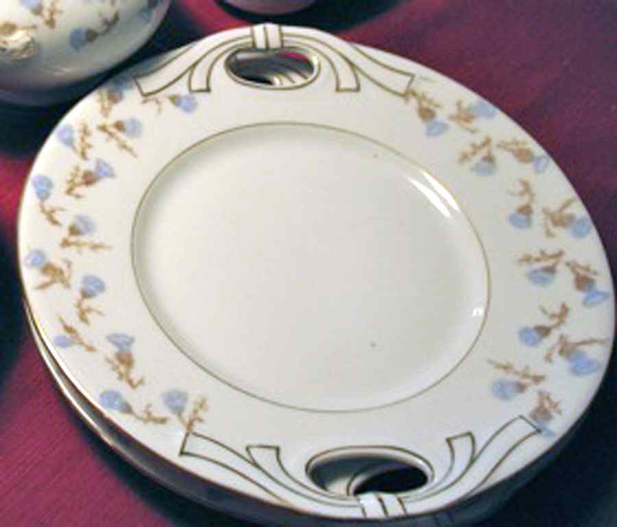 TRV712 Handled Cake Plate by Tressemanes & Vogt-1