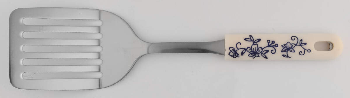 Floral Lace-Blue Metal Spatula by Temp-Tations-1
