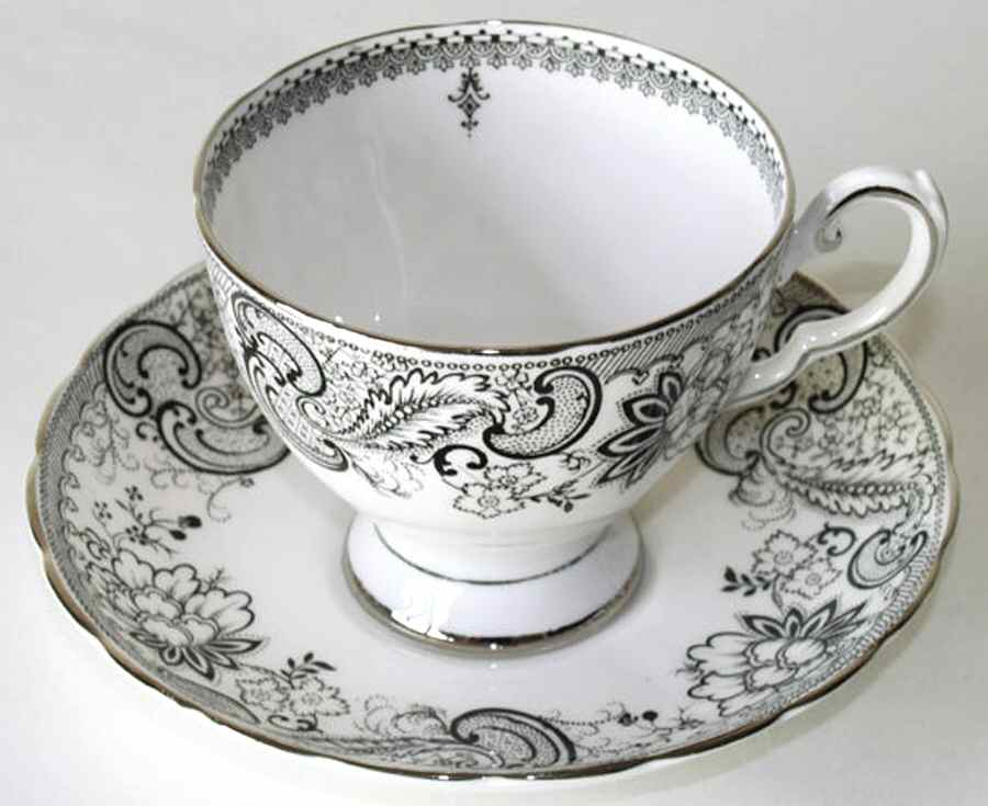 D1487 Footed Cup & Saucer Set by Tuscan - Royal Tuscan-1