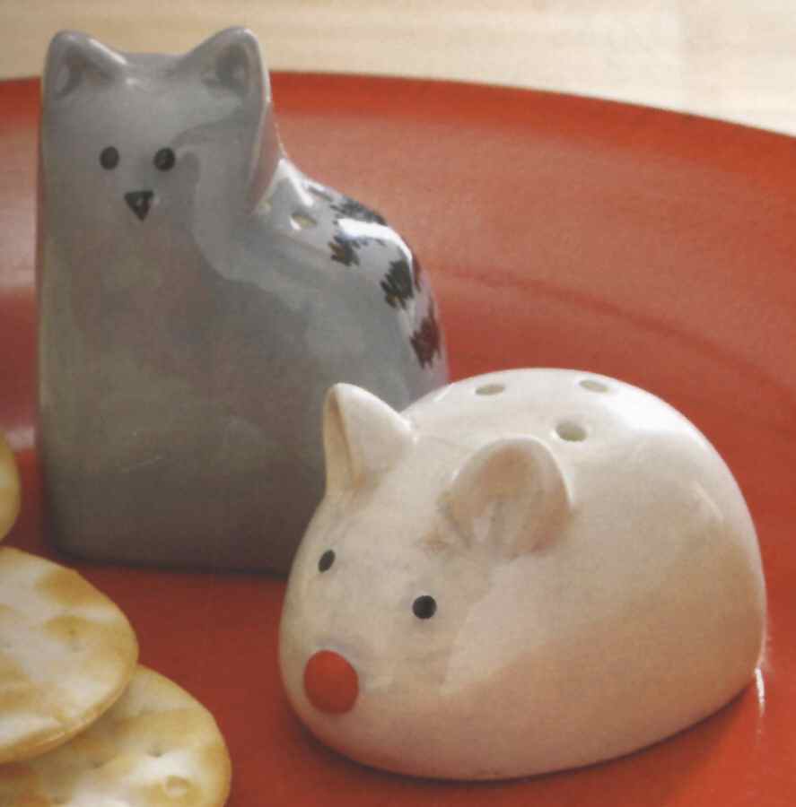 Meow&Woof Salt & Pepper Set by Tag Ltd-1