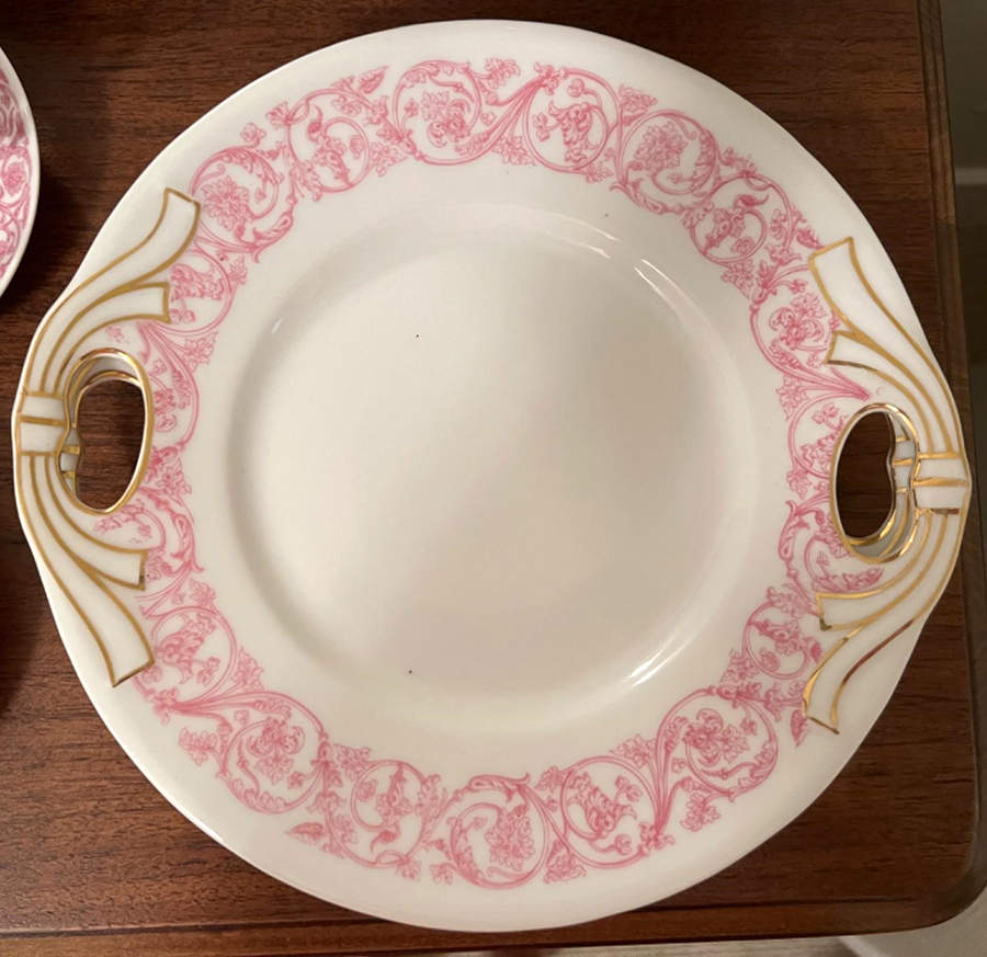 TRV732 Handled Cake Plate by Tressemanes & Vogt-1