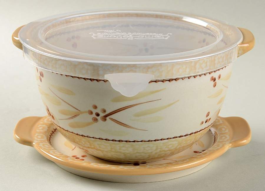 Old World Cream 6" 1 Qt Round Bowl w/Plastic Lid & Lid-It by Temp-Tations-1