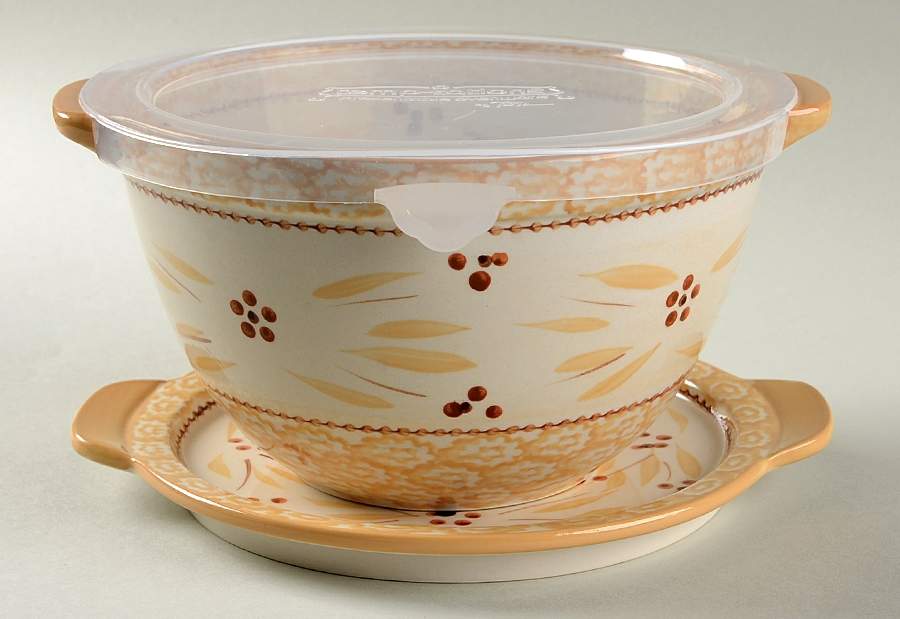 Old World Cream 7" 1.5 Qt Round Bowl w/Lid & Lid-It by Temp-Tations-1
