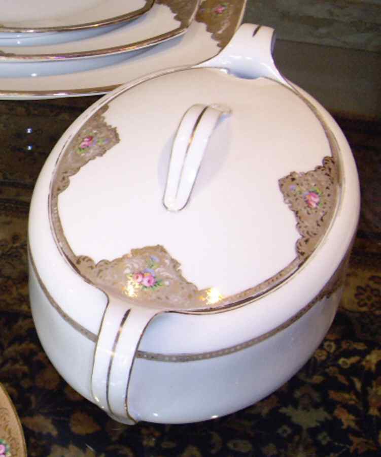 TIR607 Tureen &  Lid by Tirschenreuth-1