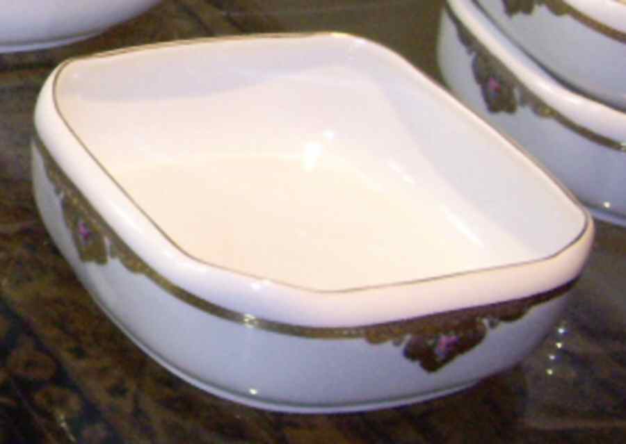 TIR607 9" Square Vegetable Bowl by Tirschenreuth-1