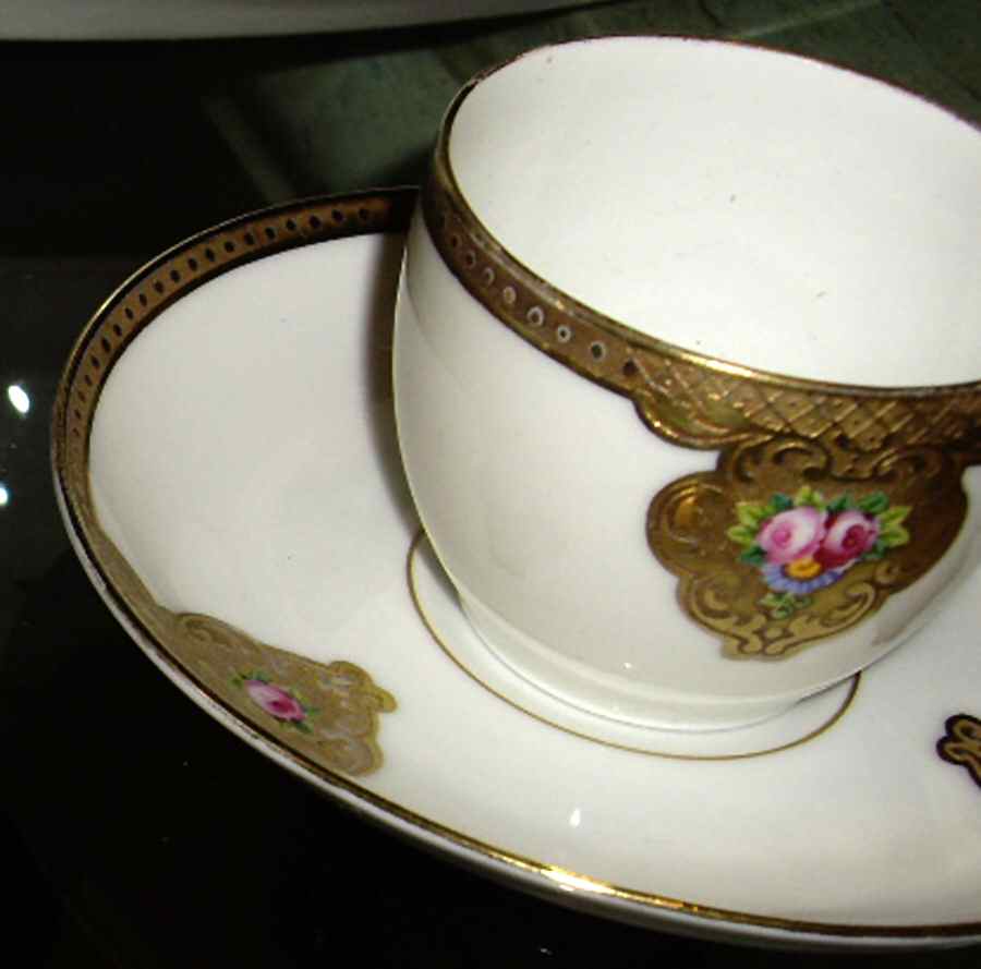TIR607 Flat Demitasse Cup & Saucer Set by Tirschenreuth-1