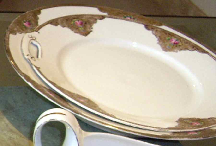 TIR607 Handled Cake Plate by Tirschenreuth-1
