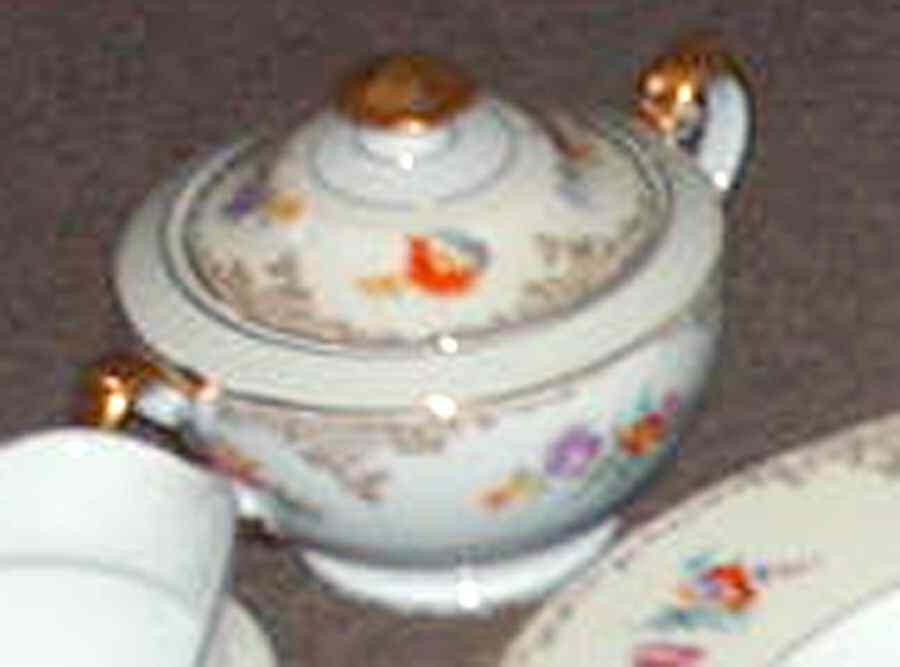 THU448 Sugar Bowl & Lid by Thun-1