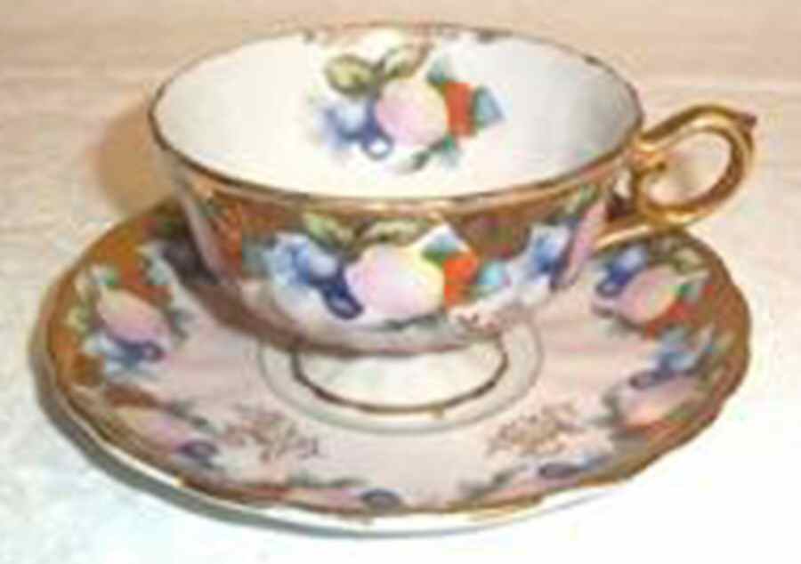 3194 Footed Cup & Saucer Set by Thames-1