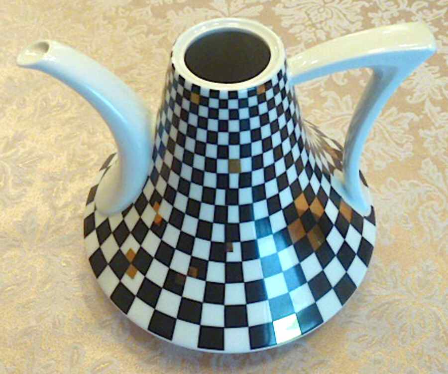 Oberlisk Coffee Pot No Lid by Thun-1