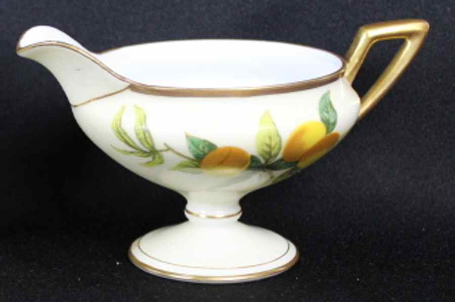 TRV748 Creamer by Tressemanes & Vogt-1