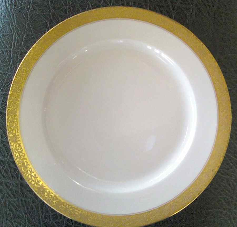 TRV780 Dinner Plate by Tressemanes & Vogt-1