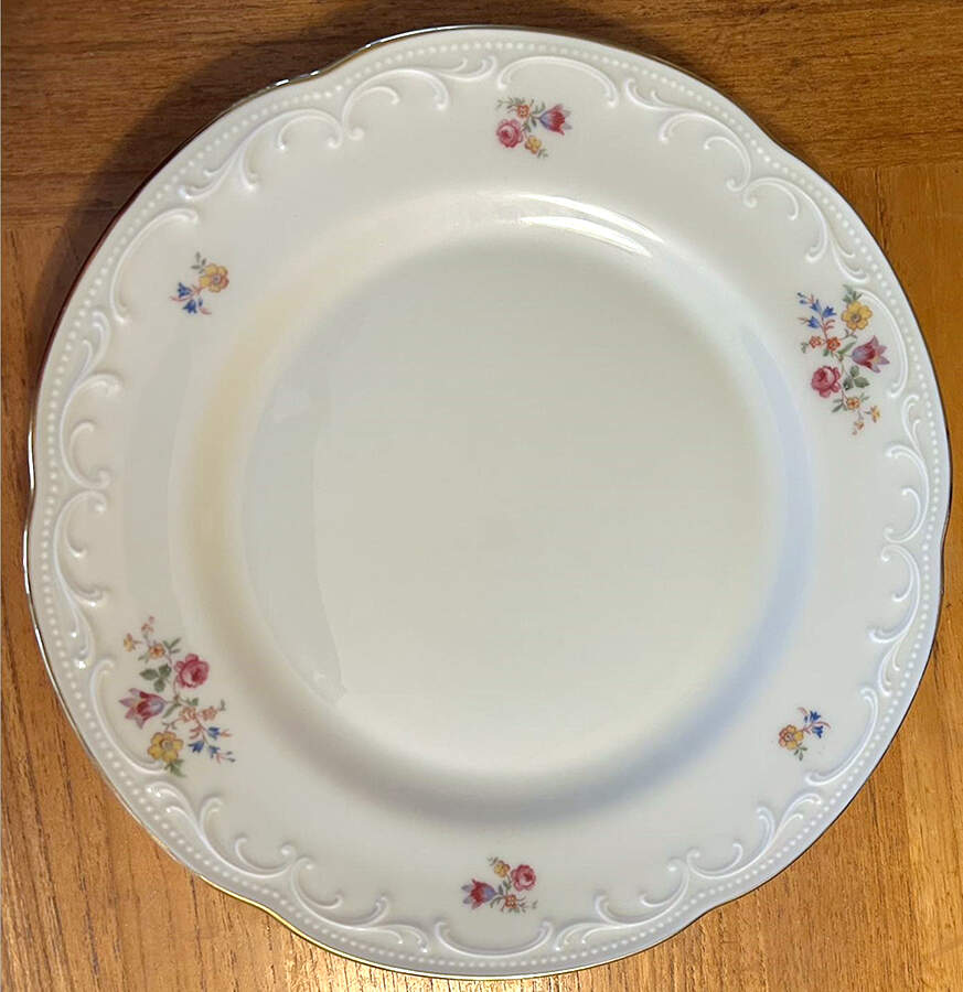 1230 Dinner Plate by Tirschenreuth-1