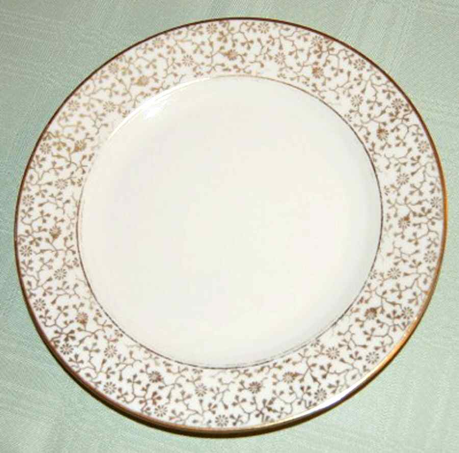 01865 Dinner Plate by Thomas-1