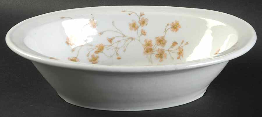 TRV781 9" Oval Vegetable Bowl by Tressemanes & Vogt-1