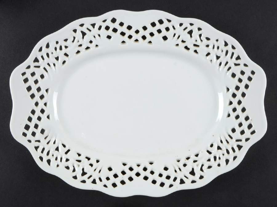 TWC12 10" Oval Serving Platter by Two's Company-1