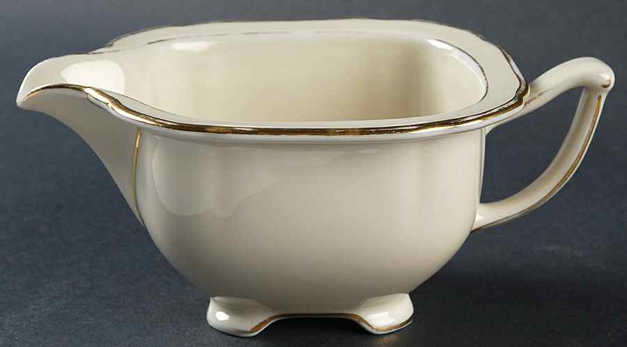 01300 Creamer by Thomas-1