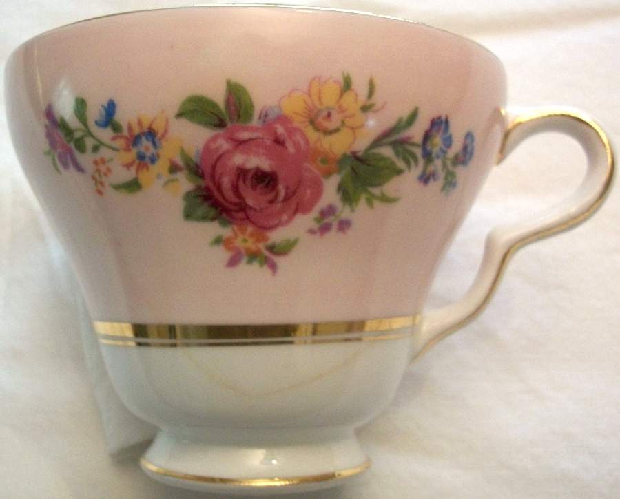 6221 Footed Cup by Taylor & Kent-1
