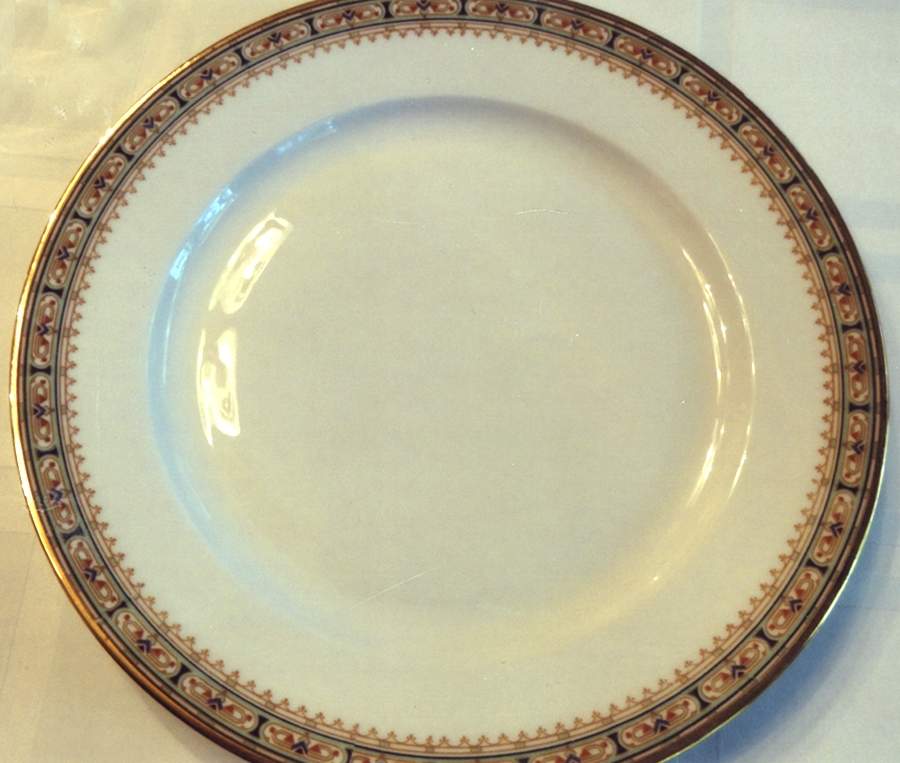 TRV787 Dinner Plate by Tressemanes & Vogt-1