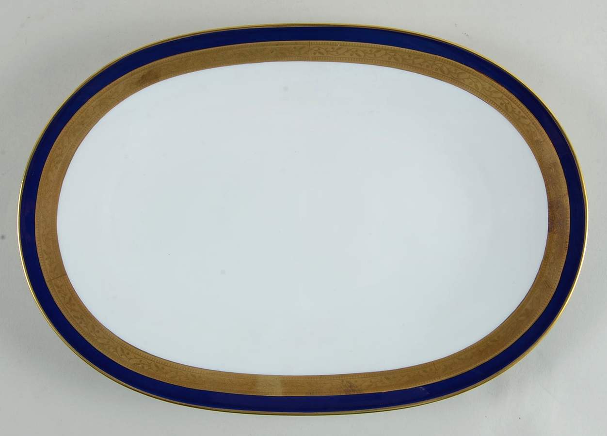 TIR643 13" Oval Serving Platter by Tirschenreuth-1