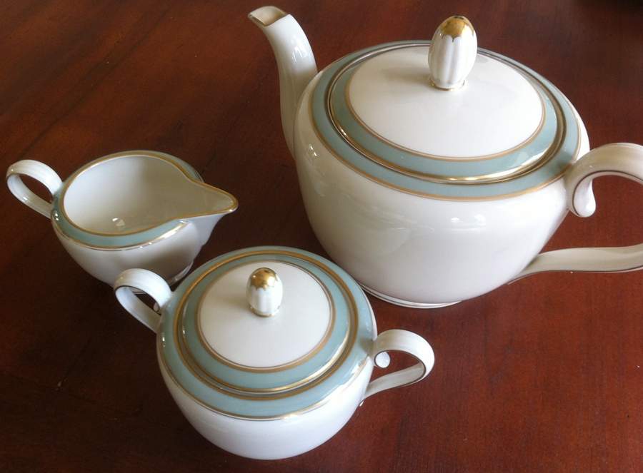 3454 Teapot & Lid by Tirschenreuth-1