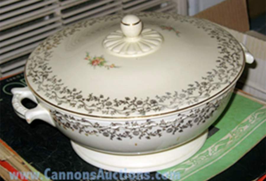 TST1057 Round Covered Vegetable by Taylor, Smith & Taylor (Ts&T)-1