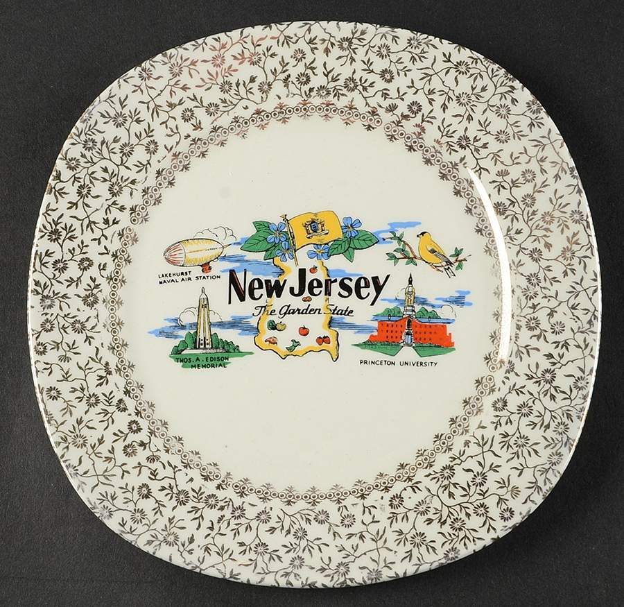 State Souvenir Plates (Version D) Souvenir Plate by Taylor, Smith & Taylor (Ts&T)-1