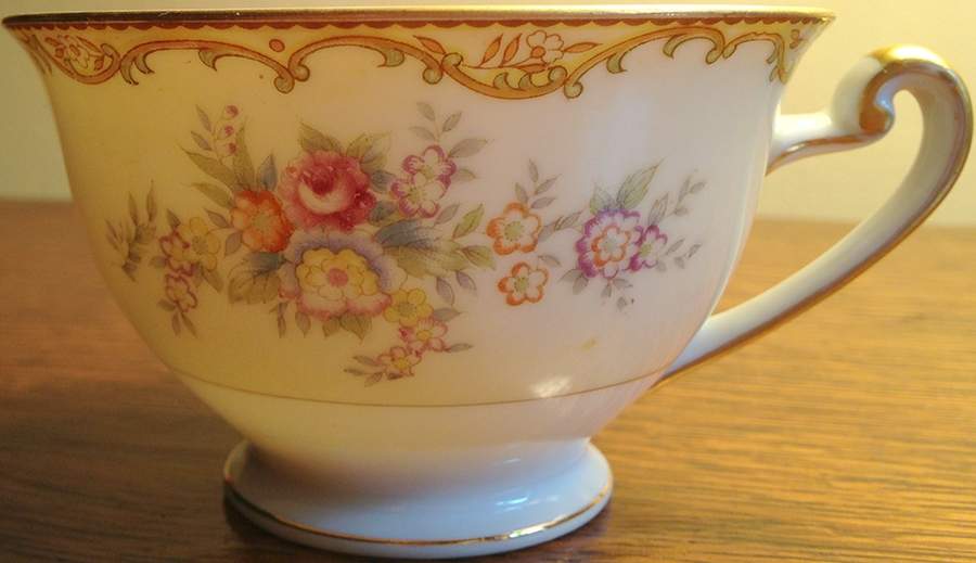 TSW14 Footed Cup by Transor Ware (Japan)-1
