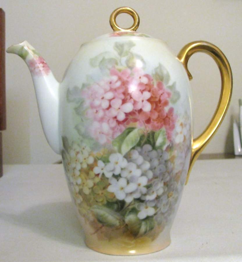 Hortensia Coffee Pot & Lid by Thomas-1