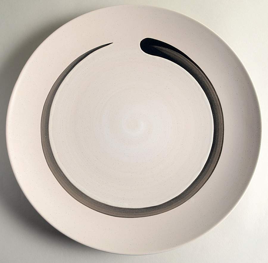 Selby 13" Chop Plate (Round Platter) by Threshold-1