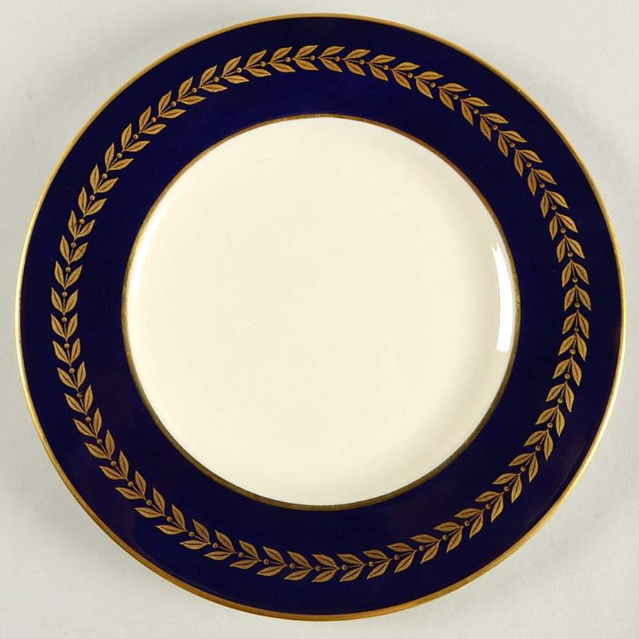 TAT38 Dinner Plate by Tatler of Trenton-1