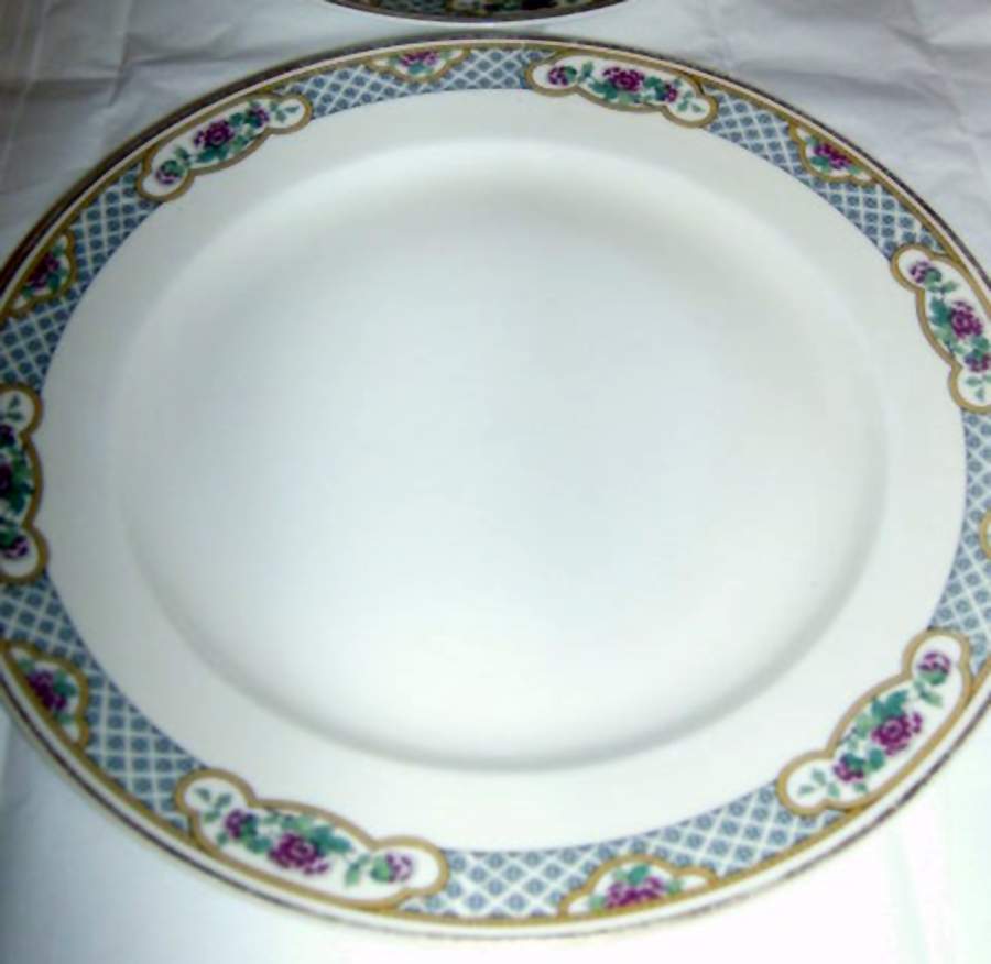 TRV812 Dinner Plate by Tressemanes & Vogt-1