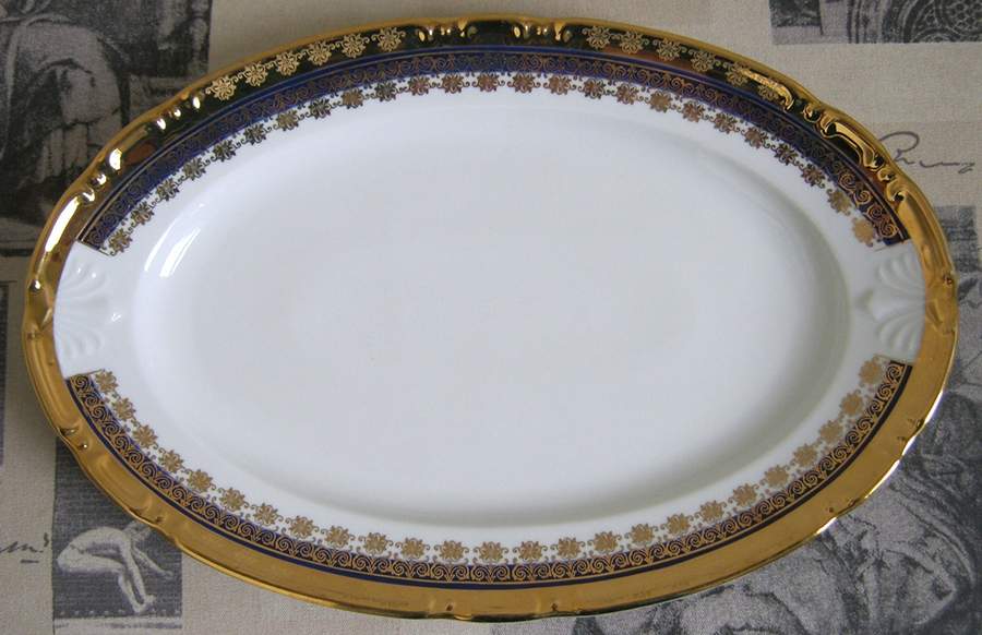 THU498 14" Oval Serving Platter by Thun-1