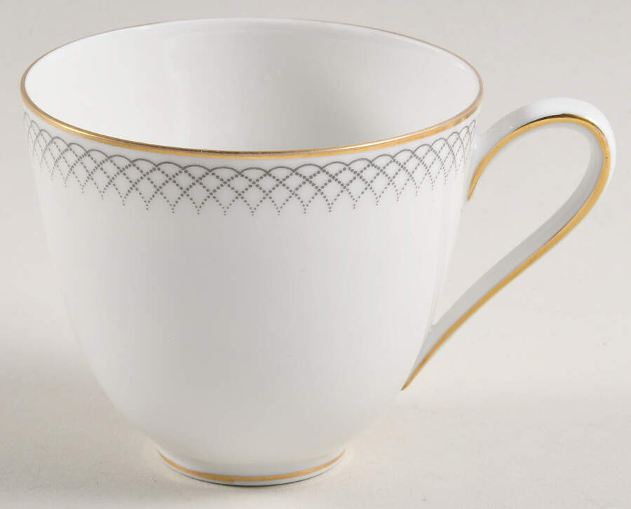 TIR669 Flat Cup by Tirschenreuth-1
