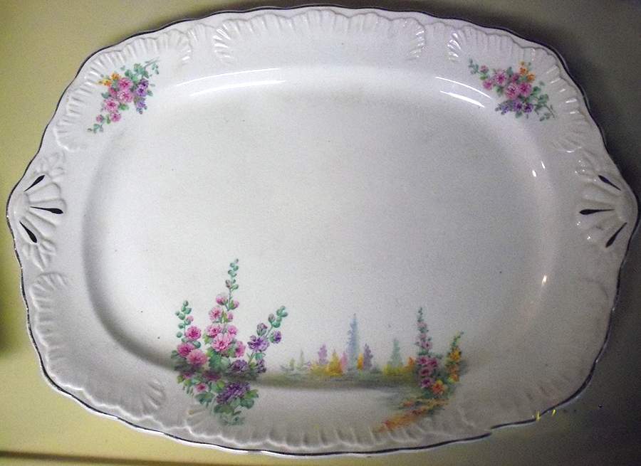 TSTtst1085 14" Oval Serving Platter by Taylor, Smith & Taylor (Ts&T)-1