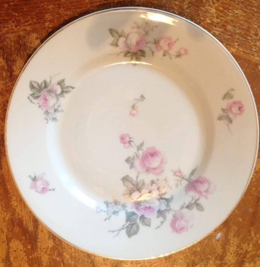 THU505 Luncheon Plate by Thun-1