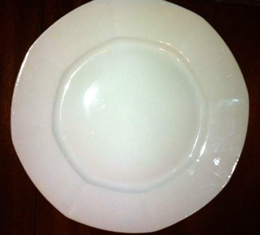 TRV840 Luncheon Plate by Tressemanes & Vogt-1
