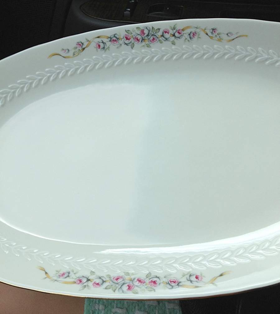 TIR695 14" Oval Serving Platter by Tirschenreuth-1