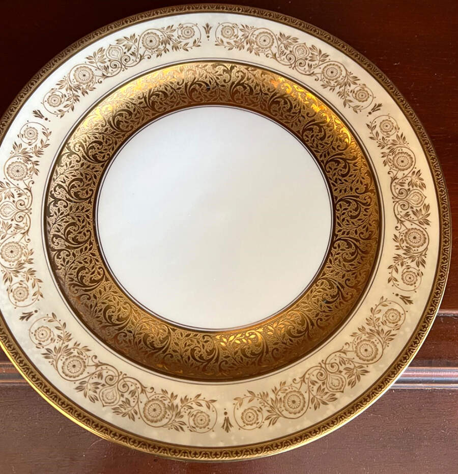 TRV844 Dinner Plate by Tressemanes & Vogt-1