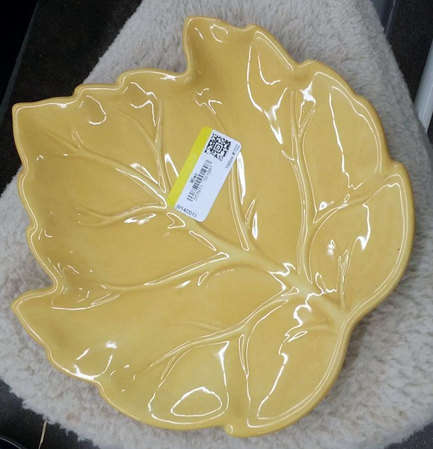 Fruit Medley 8" Leaf Plate by Tabletops Unlimited-1