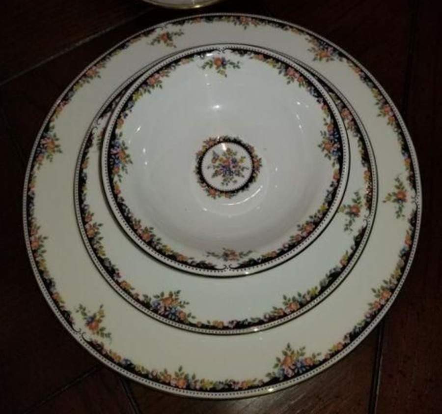 1789 Bread & Butter Plate by Trisa-1